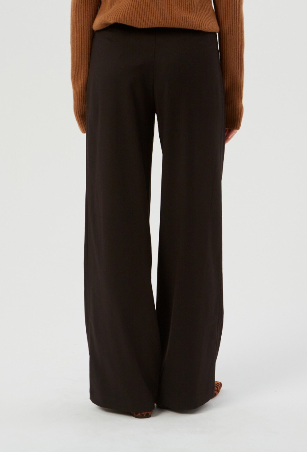 Брюки свободного кроя - фото 91684