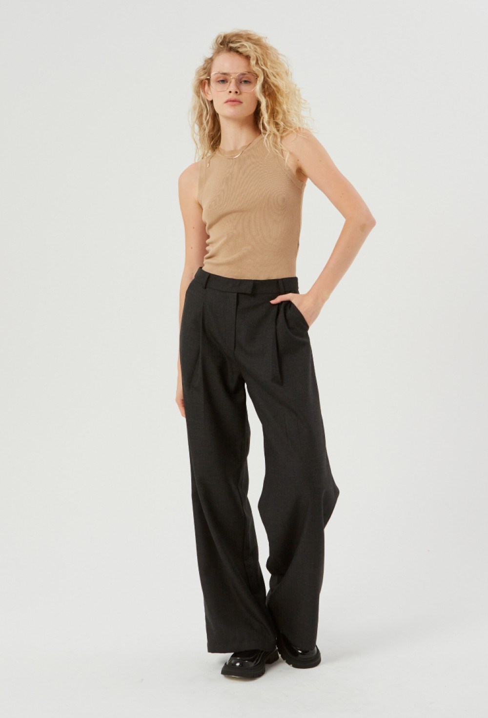 Брюки свободного кроя - фото 91851