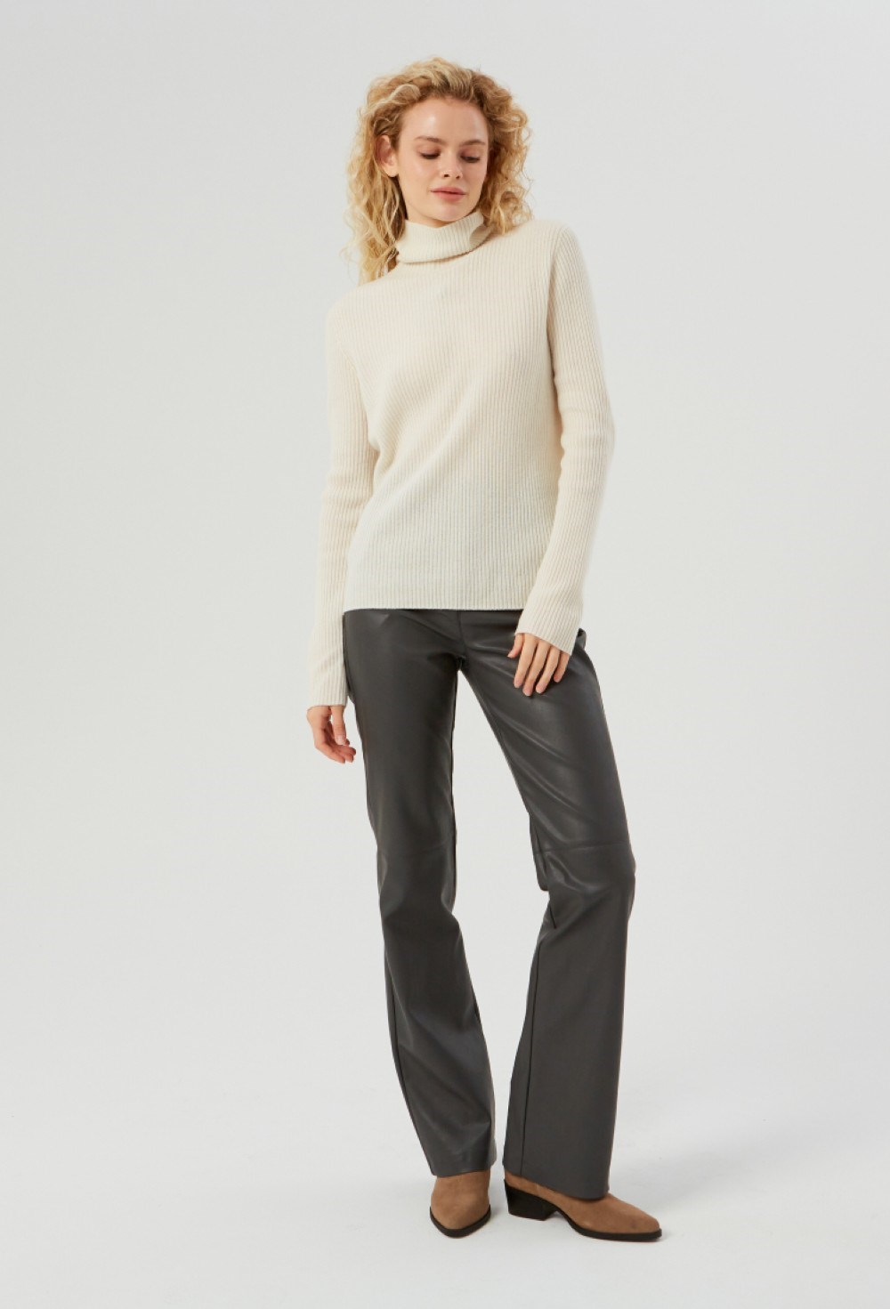 Водолазка - фото 91859