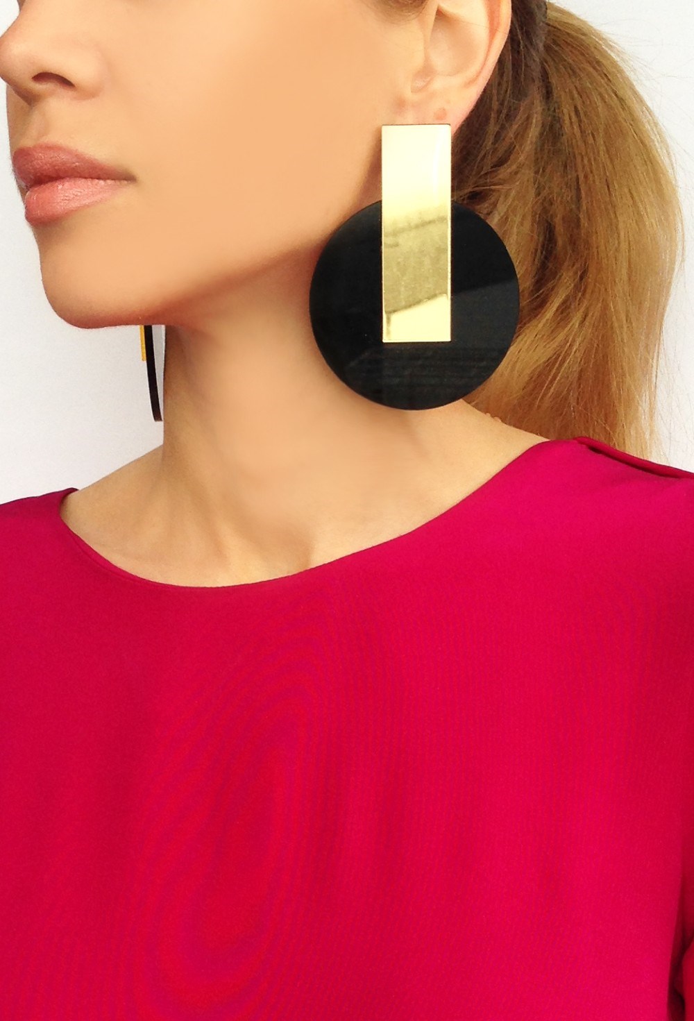 серьги с золотой палочкой - фото 94315