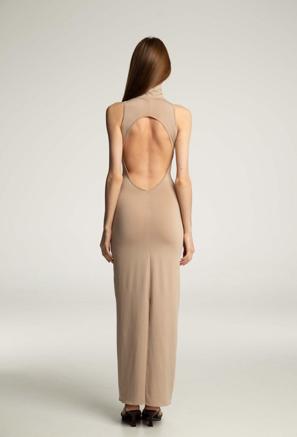 Платье с открытой спиной - фото 95388