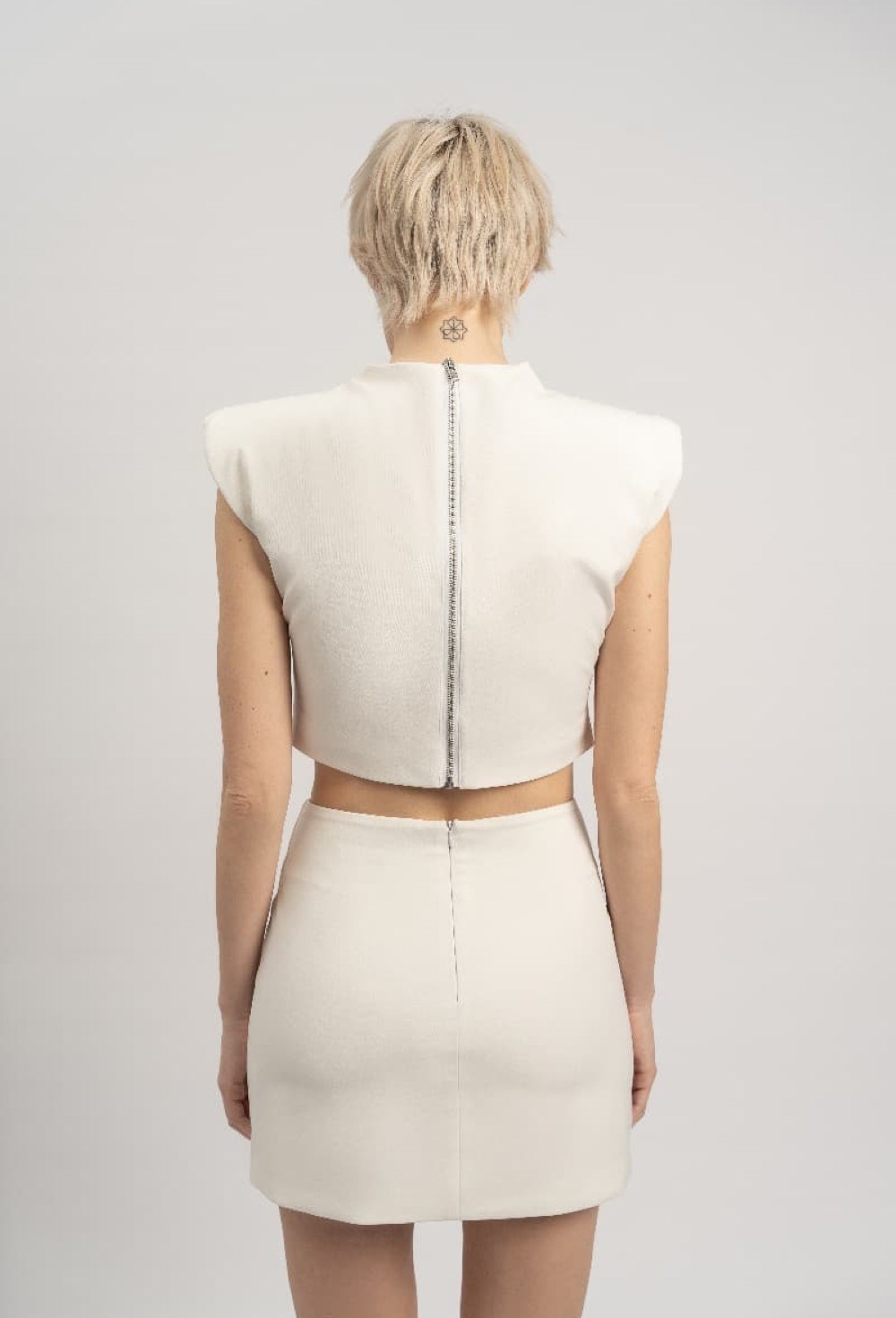 Топ с защипами - фото 96473