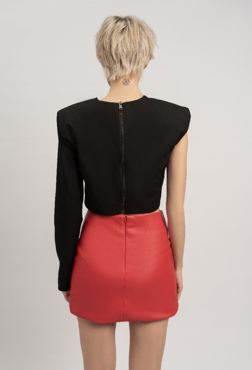 Юбка из экокожи со складками - фото 96523