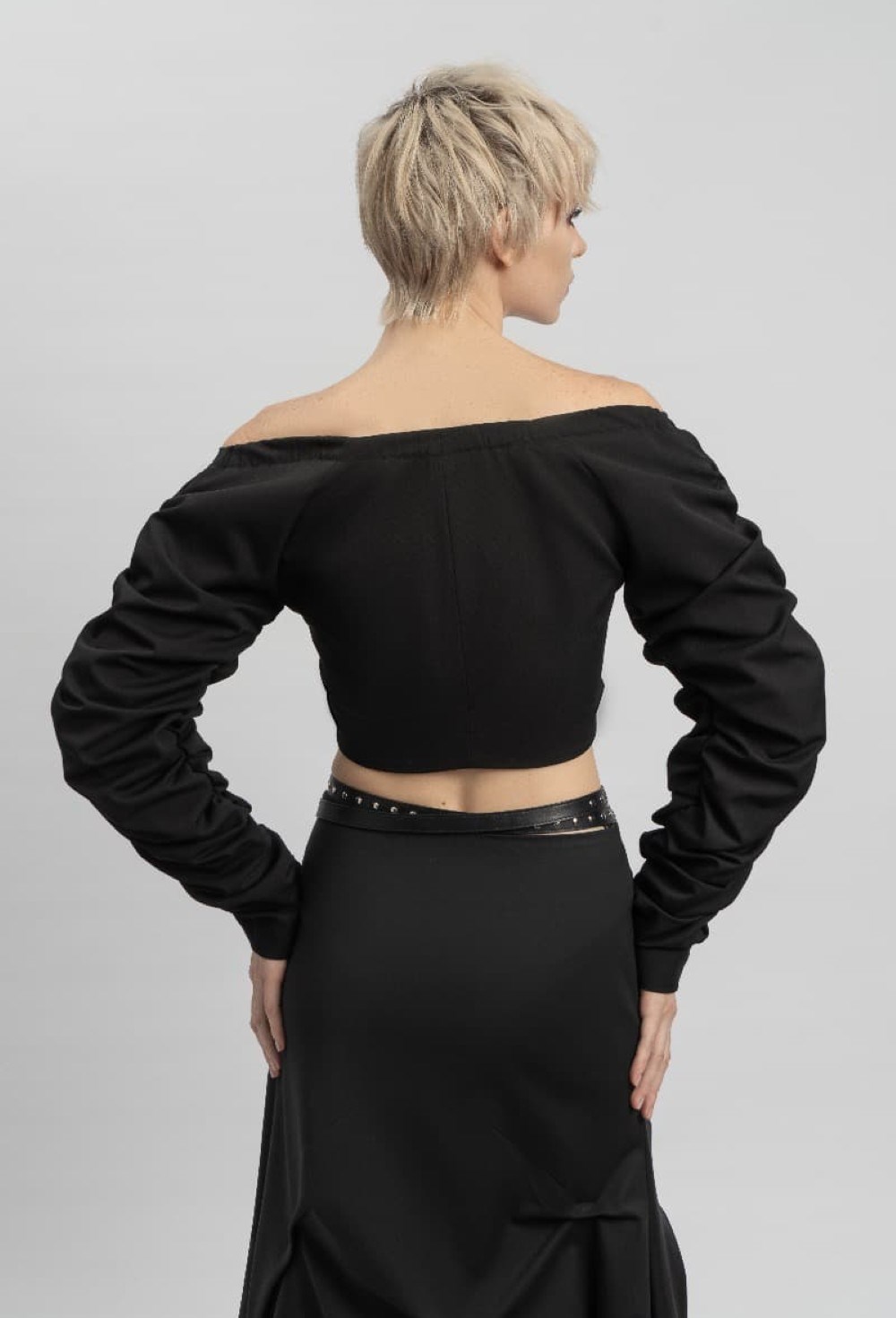 Топ с объемными рукавами - фото 96527