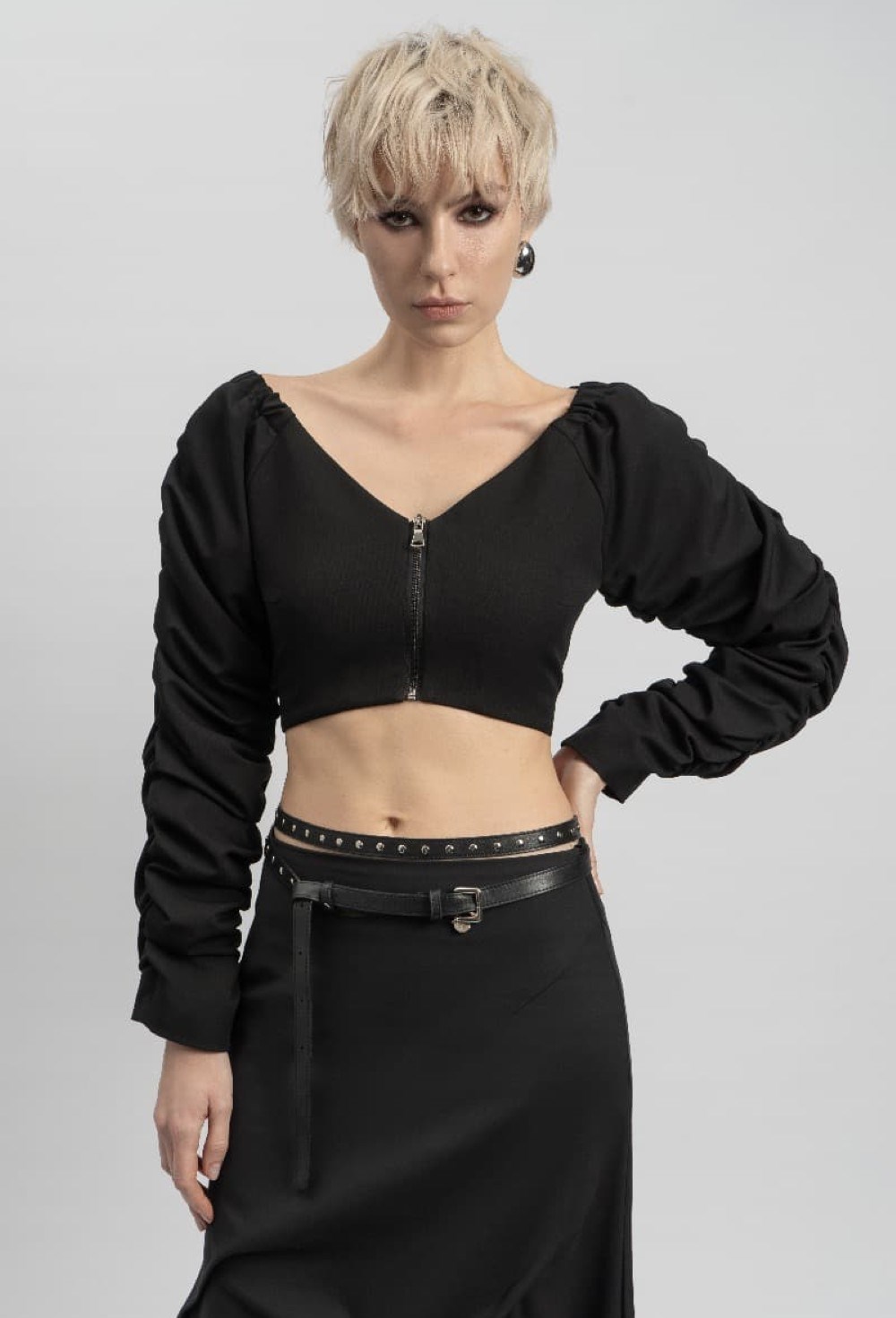 Топ с объемными рукавами - фото 96529