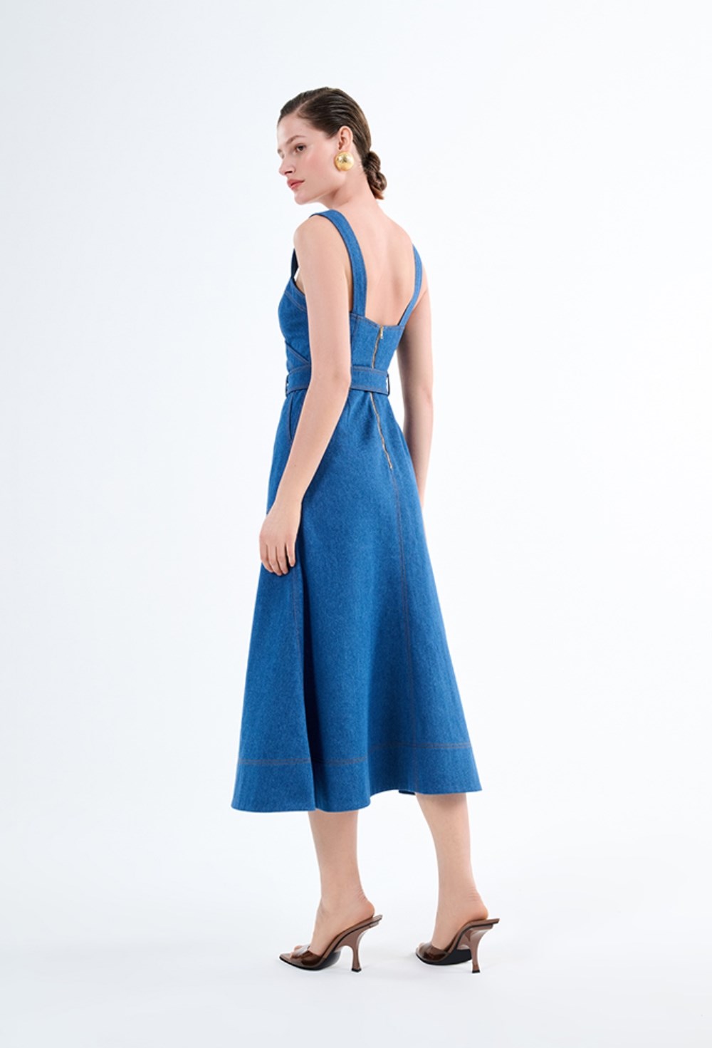 Платье-сарафан из денима - фото 96634