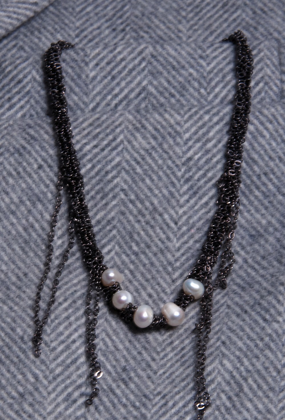Плетенное ожерелье с жемчугом - фото 97745