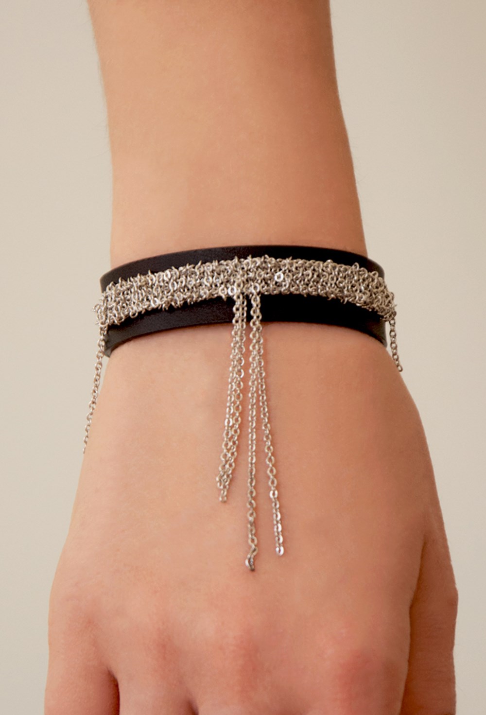 Плетенный браслет с кожей - фото 97778