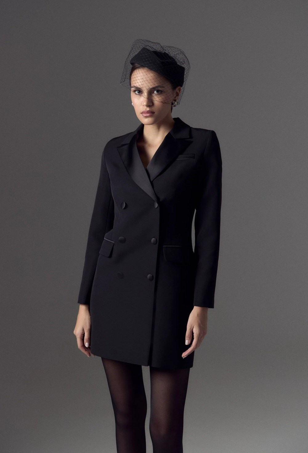 Платье-пиджак с атласными лацканами - фото 97988