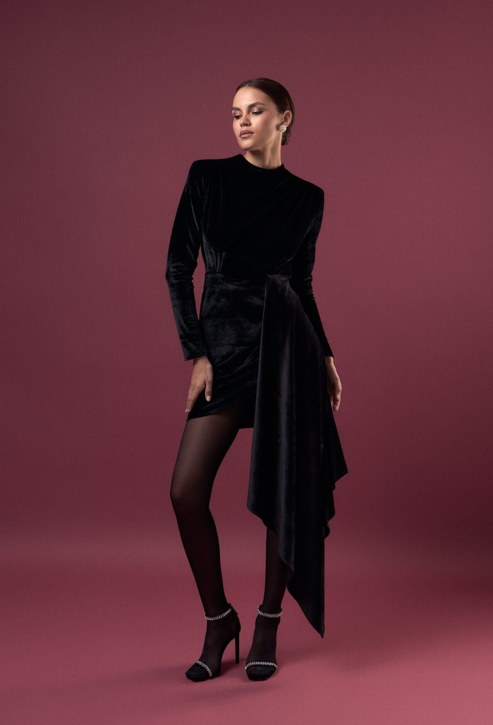 Платье Aurora из бархата со шлейфом - фото 98027