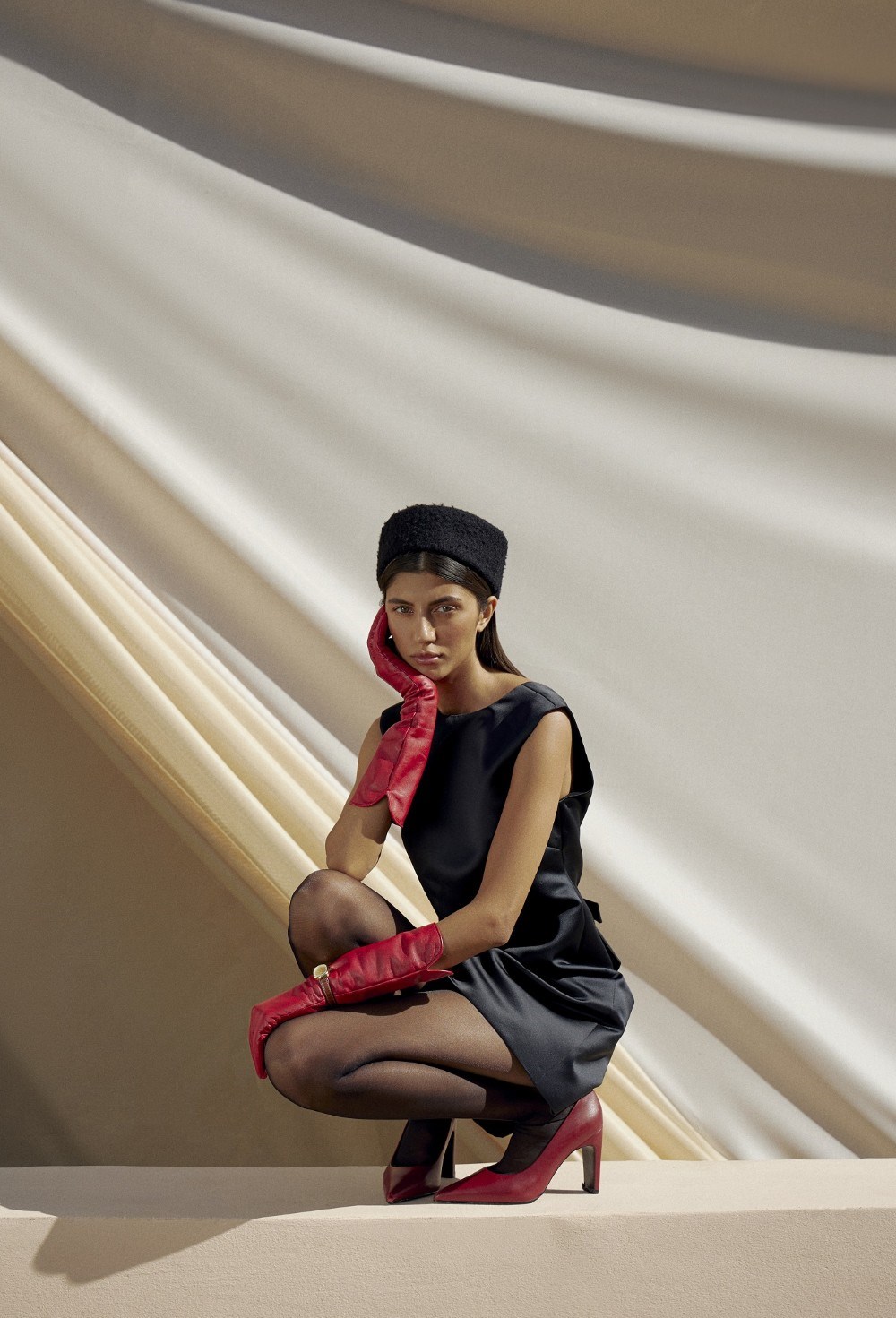 Платье с открытой спиной - фото 98511