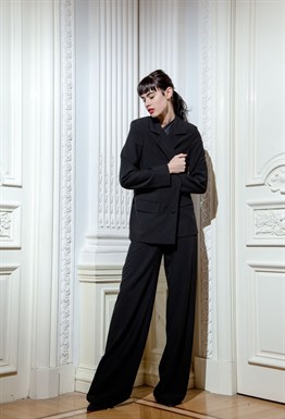 Однобортный жакет “BLACK TIE”