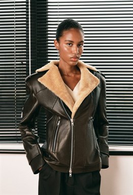 Кожаная куртка saxara