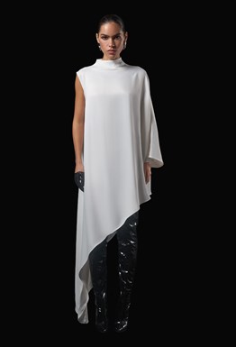 Белое асимметричное платье