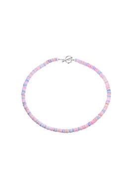 Choker made of multicolored seashell