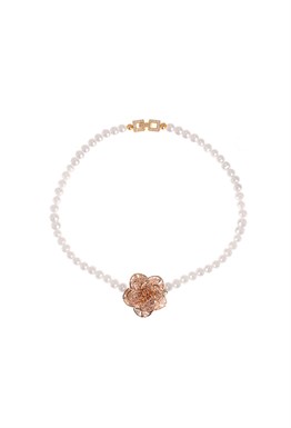 Pearls Camelia Gold Choker