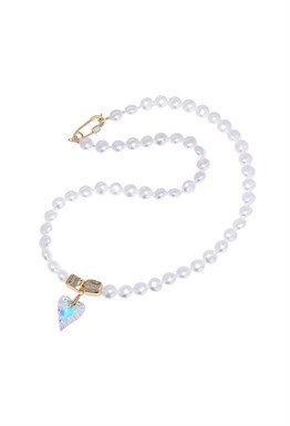 Majorcan pearl necklace