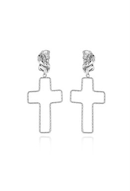 Earrings in the form of a volumetric drop