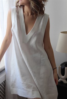 Короткое платье-сорочка