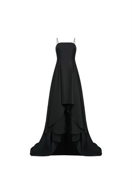 Платье со шлейфом