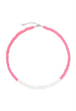 розовый каучуковый чокер с жемчугом