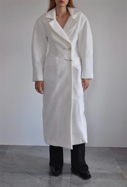 Пальто силуэтное