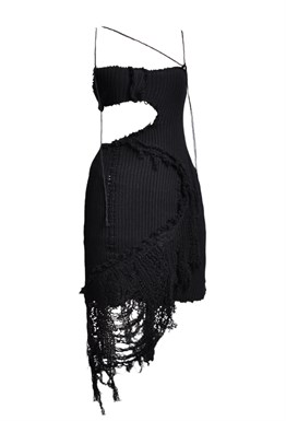 Рваное платье