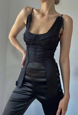 Топ-корсет с чашечками