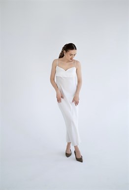 Белое платье