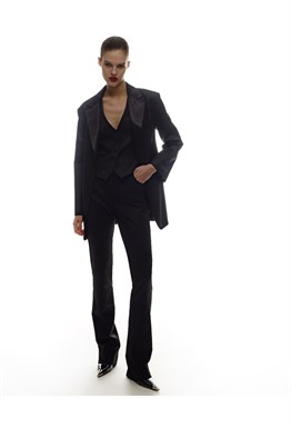 Жилет из шерсти