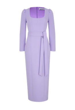 Платье с поясом