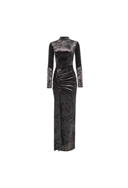 «SCULPTING velvet dress» Платье из эластичного бархата с разрезом.