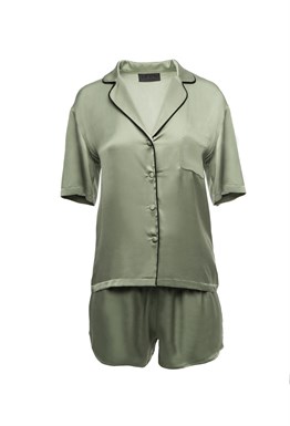 Пижамный костюм