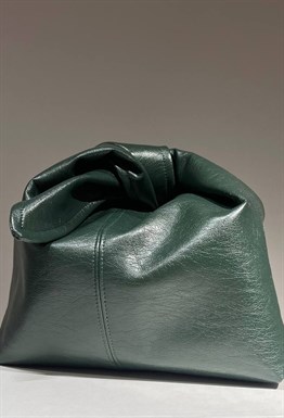 КЛАТЧ-КОСМЕТИЧКА