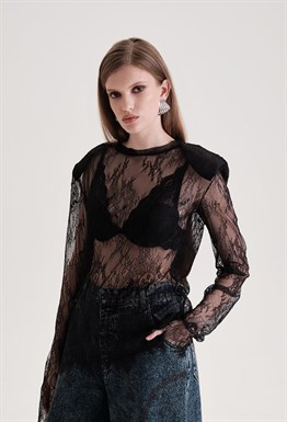 Лонгслив кружевной с плечиками