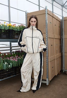 Треники Бумер темно-бежевого цвета