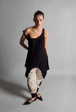 Майка-майка черного цвета