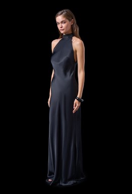 Черное платье макси из вискозы