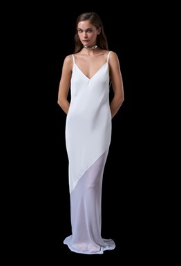 Белое платье-комбинация из вискозы с прозрачным шлейфом