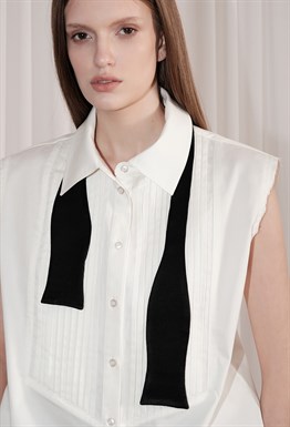 Галстук-бабочка черного цвета