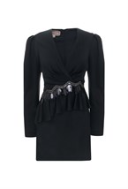 Платье мини с баской - фото 105115