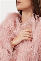 Жакет со страусиными перьями - фото 106021