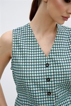 Жилет - фото 107200