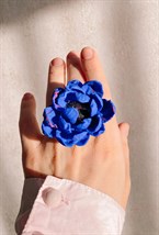 Кольцо цветок синий-фуксия с мушкой - фото 108613