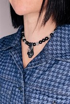 Чокер с кроликом - фото 108689 Чокер с кроликом - фото 108689