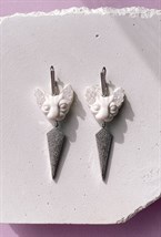 Серьги молочные кошки мини с геометрией - фото 108787