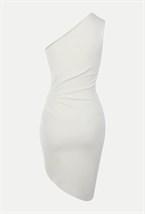 Платье на одно плечо - фото 109601