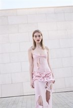 Платье рваное - фото 109646