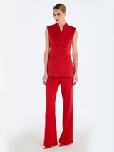 Двубортный жилет с объемными плечами - фото 110211