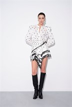 Платье С Акцентными Плечами - фото 110765